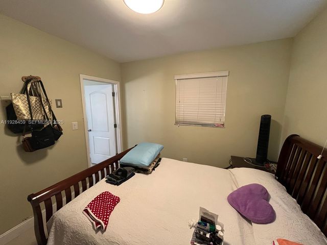 3520 SW 104th Ave -, Miami, FL 33165