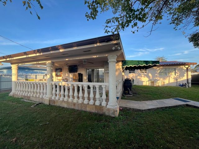 3520 SW 104th Ave -, Miami, FL 33165