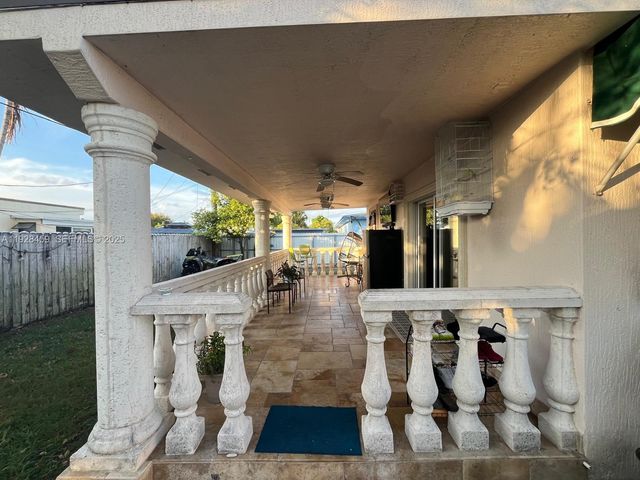 3520 SW 104th Ave -, Miami, FL 33165