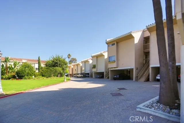 23922 De Ville Way C, Malibu, CA 90265