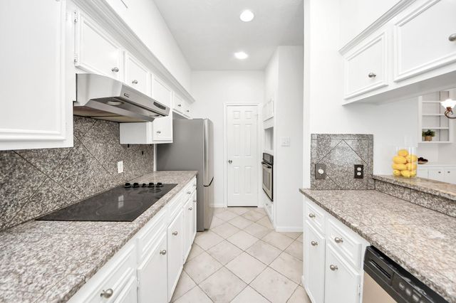 5515 Strack Road 122, Houston, TX 77069