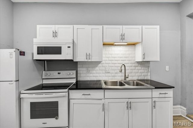 2843 Chippewa Street, St Louis, MO 63118