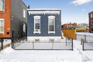 2843 Chippewa Street, St Louis, MO 63118