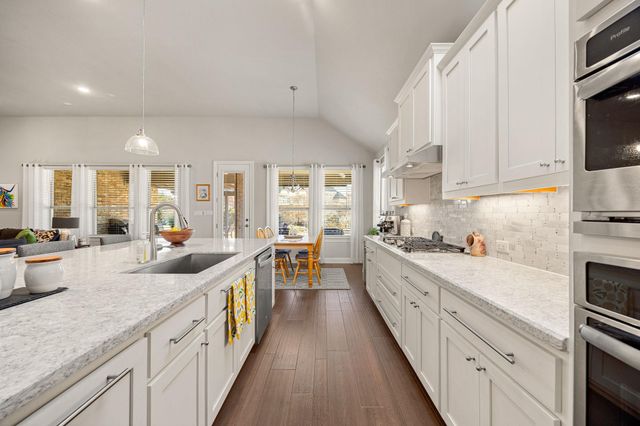 1533 Ferrari DR, Leander, TX 78641