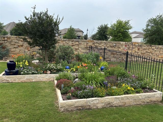 1533 Ferrari DR, Leander, TX 78641