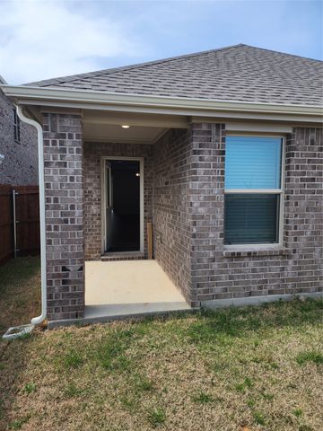 3517 Cribbing Trail, Aubrey, TX 76227