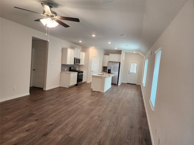 3517 Cribbing Trail, Aubrey, TX 76227