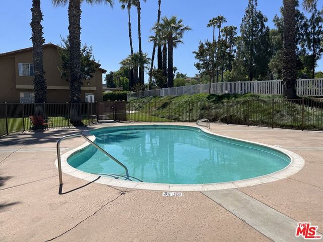 42140 Lyndie Lane 4, Temecula, CA 92591