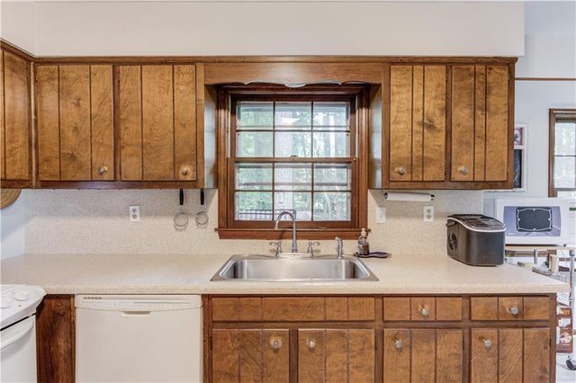 597 Beth Court SW, Lilburn, GA 30047