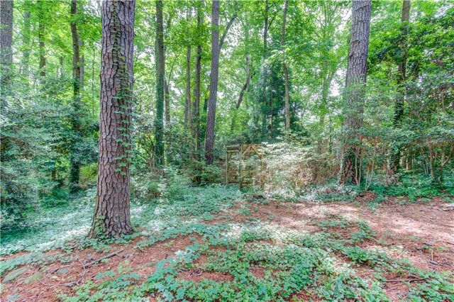 597 Beth Court SW, Lilburn, GA 30047