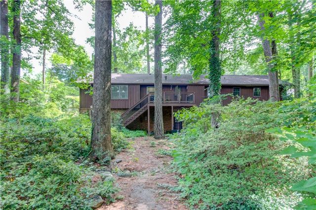 597 Beth Court SW, Lilburn, GA 30047