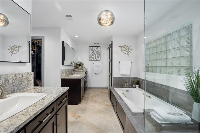 4915 Cross Creek Court, Arlington, TX 76017