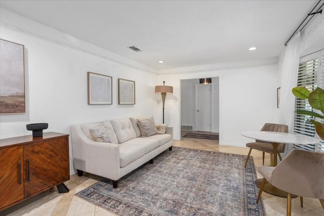 4915 Cross Creek Court, Arlington, TX 76017