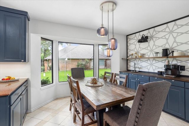 4915 Cross Creek Court, Arlington, TX 76017