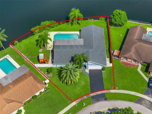 1151 NW 78th Ter ., Plantation, FL 33322