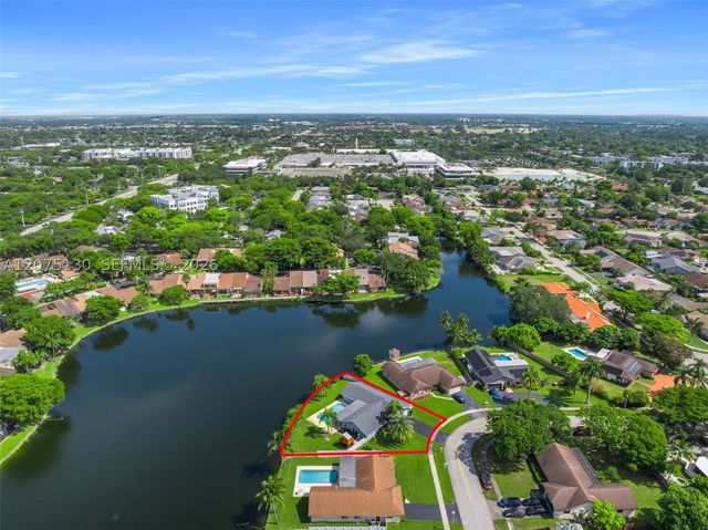 1151 NW 78th Ter ., Plantation, FL 33322