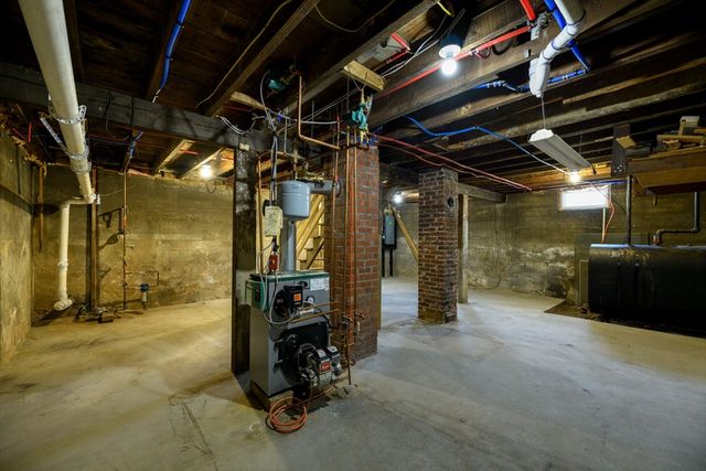 38 Eagle St, Ware, MA 01082
