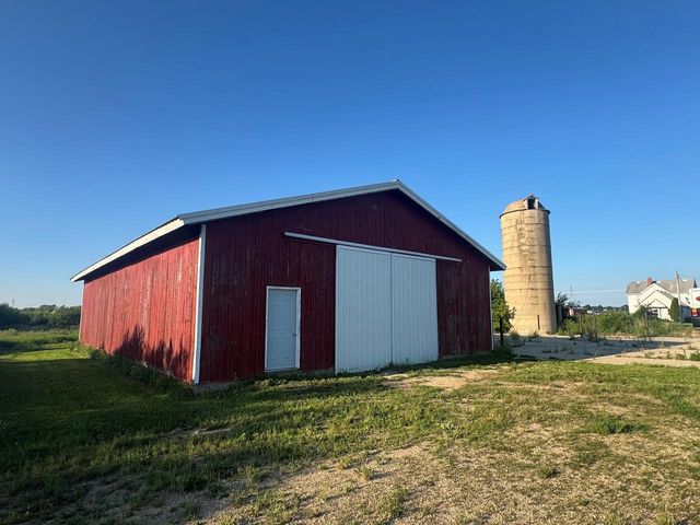 2627 S Seminole Way, Fitchburg, WI 53711