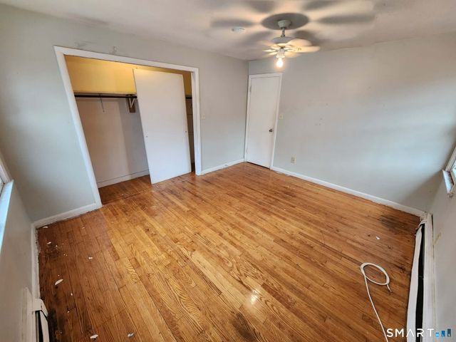 948 Old Colony Road, Meriden, CT 06450