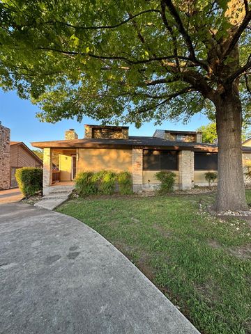 295 Mooring CIR A, Lakeway, TX 78734