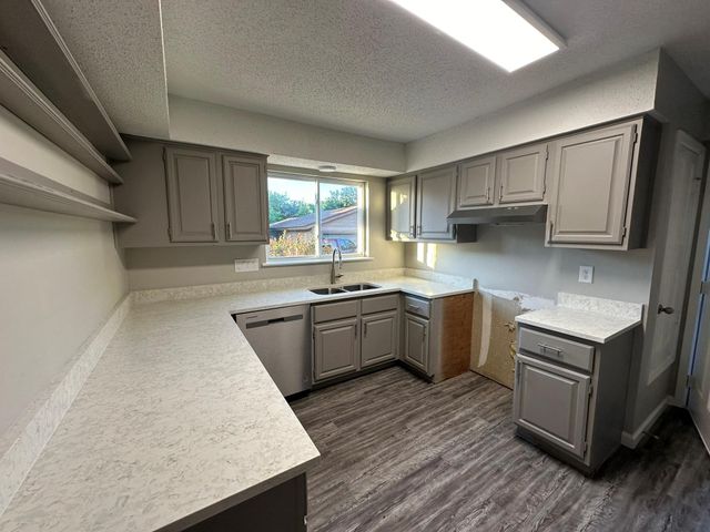 295 Mooring CIR A, Lakeway, TX 78734