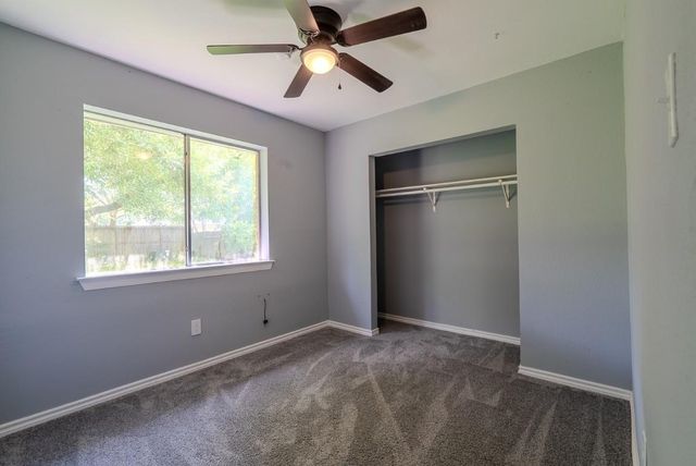 5205 Winding Brook Drive, Dickinson, TX 77539