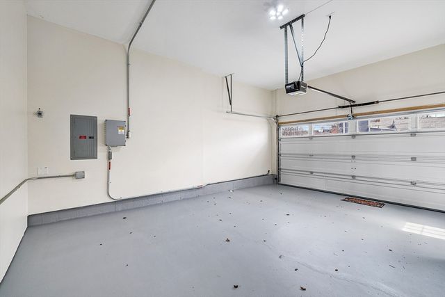 7 Alan R Gerrish Dr 7, Woburn, MA 01801