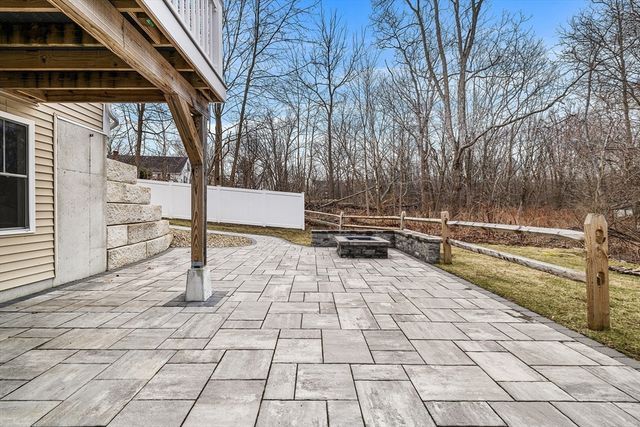 7 Alan R Gerrish Dr 7, Woburn, MA 01801