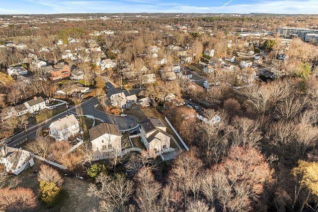 7 Alan R Gerrish Dr 7, Woburn, MA 01801