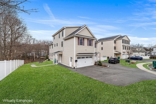 7 Alan R Gerrish Dr 7, Woburn, MA 01801