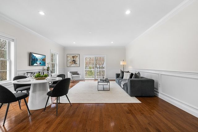 7 Alan R Gerrish Dr 7, Woburn, MA 01801