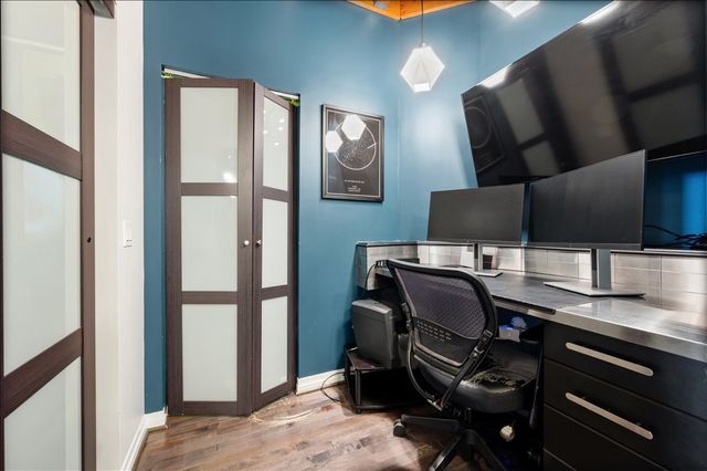 20 N State Street 409, Chicago, IL 60602