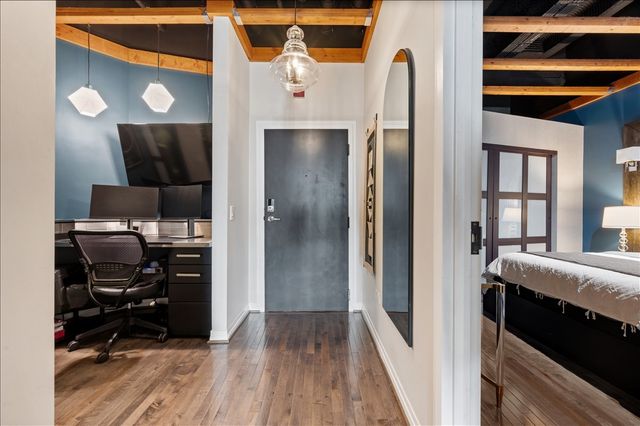 20 N State Street 409, Chicago, IL 60602