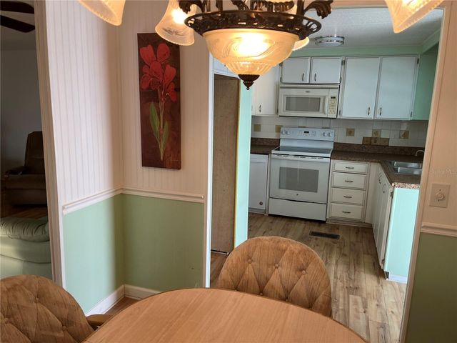 107 ROMA ROAD, Venice, FL 34285