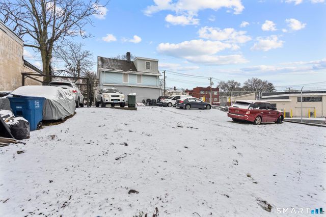 1943 Seaview Avenue, Bridgeport, CT 06610