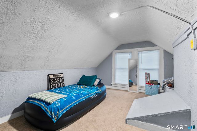 1943 Seaview Avenue, Bridgeport, CT 06610