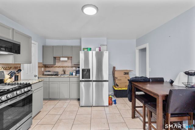 1943 Seaview Avenue, Bridgeport, CT 06610