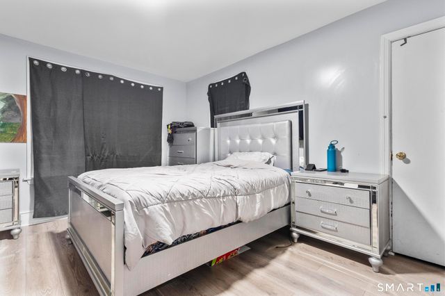 1943 Seaview Avenue, Bridgeport, CT 06610