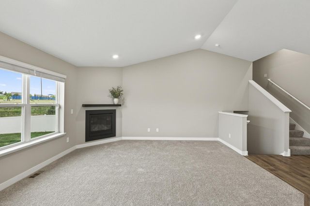 7654 207th Street W, Lakeville, MN 55044