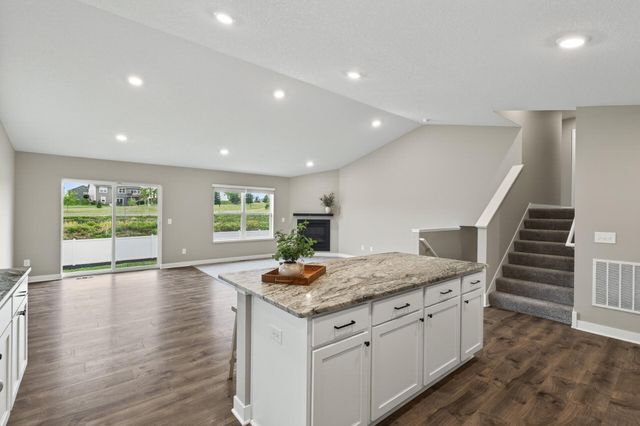 7654 207th Street W, Lakeville, MN 55044