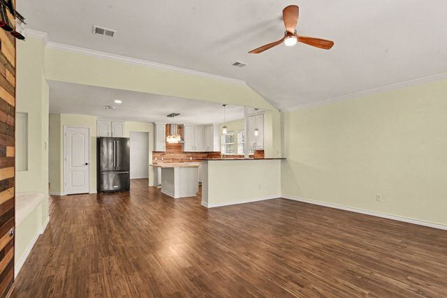 1302 Buckingham Drive, Forney, TX 75126