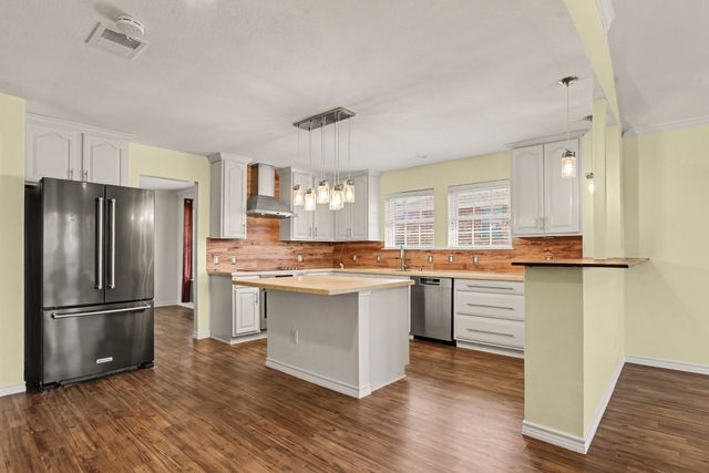 1302 Buckingham Drive, Forney, TX 75126