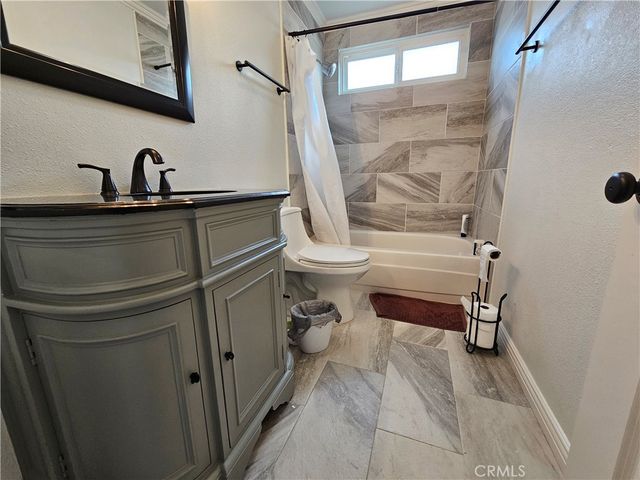 5604 Bloomfield, Simi Valley, CA 93063