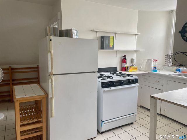 820 Orange Street 3, New Haven, CT 06511