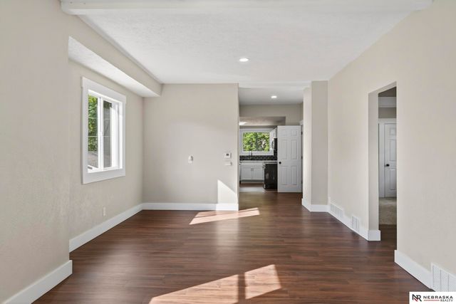 4612 N 36th Street, Omaha, NE 68111