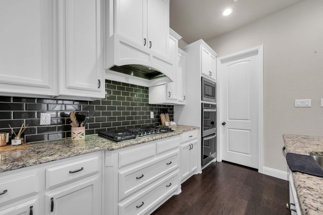 15020 Belclaire Avenue, Aledo, TX 76008