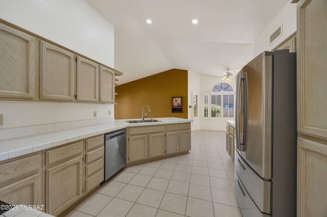 63732 E Squash Blossom Lane, Saddlebrooke, AZ 85739