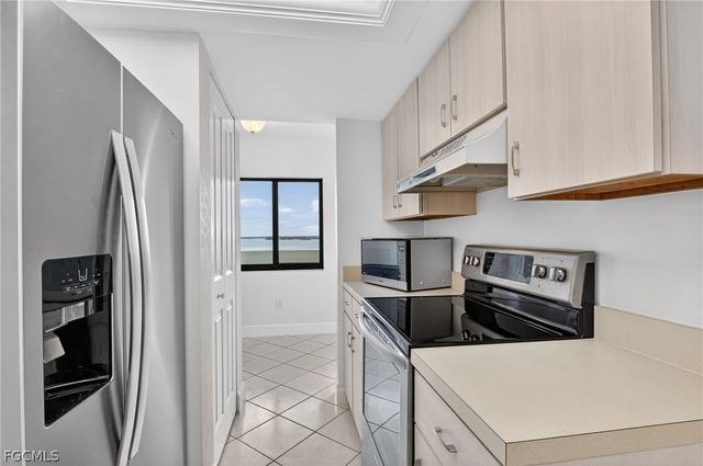 4263 Bay Beach LN 815, Fort Myers Beach, FL 33931