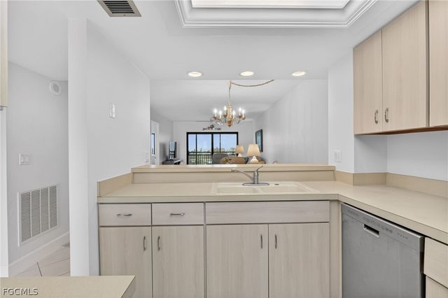 4263 Bay Beach LN 815, Fort Myers Beach, FL 33931