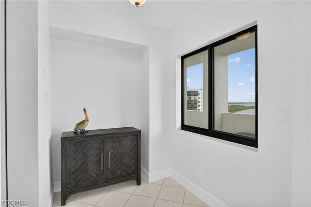 4263 Bay Beach LN 815, Fort Myers Beach, FL 33931